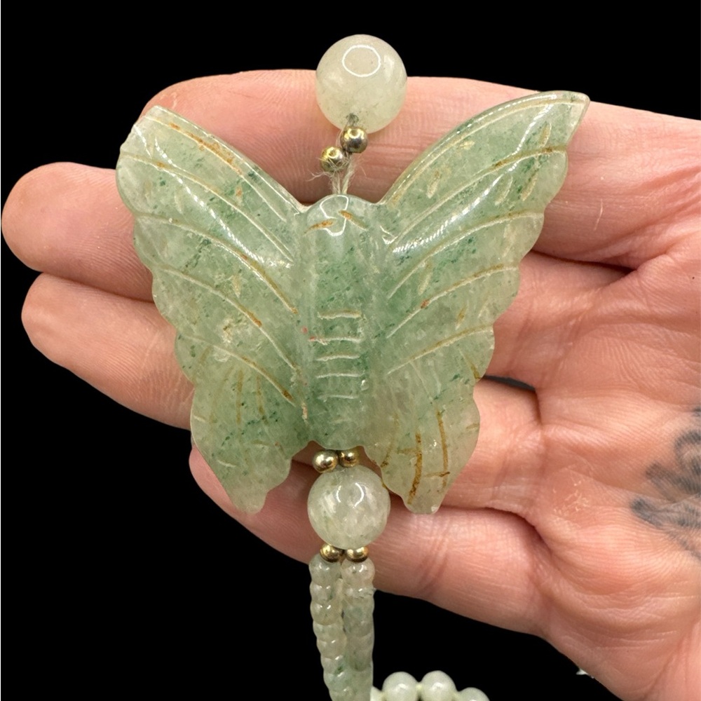 Vintage Chinese Jade Butterfly Necklace Hand Carved Celadon Jadeite Beads 31” - Picture 7 of 7